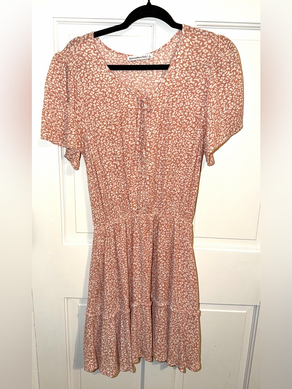 Abercrombie & Fitch Rose Printed Tiered Midi Dress